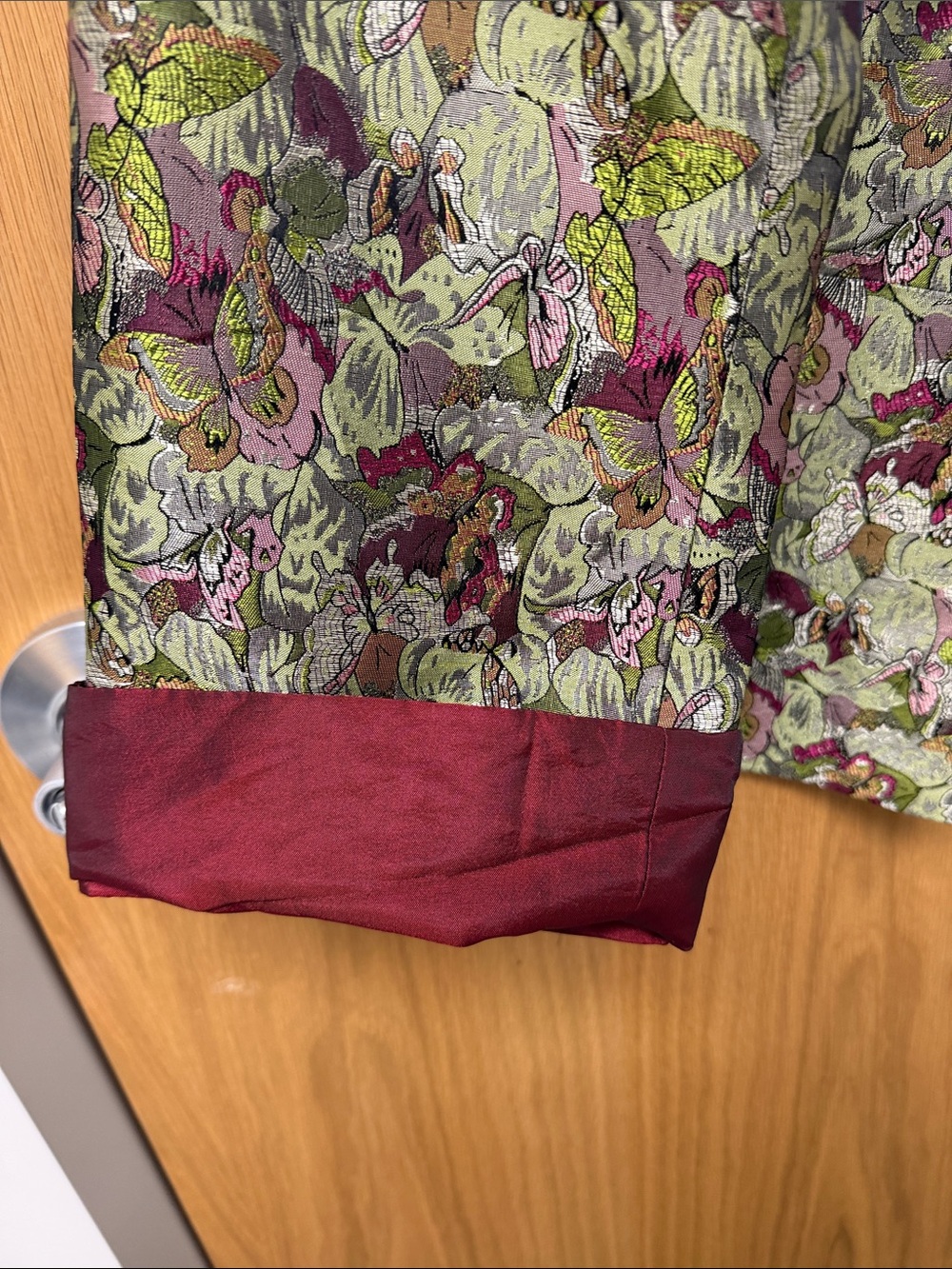 Tonka Shiny Luxury Brocade Floral and Butterfly Blazer in Green and Burgundy - Picture 9 of 10